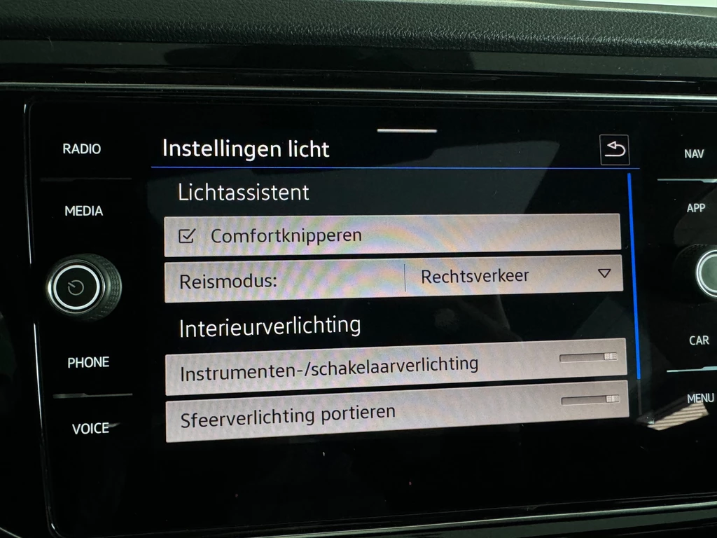 Volkswagen T-Roc – foto 28