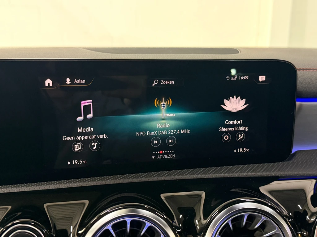Mercedes-Benz CLA – foto 24