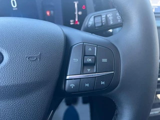 Ford Transit Courier – thumbnail 21