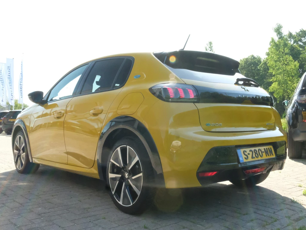 Peugeot e-208 – foto 2