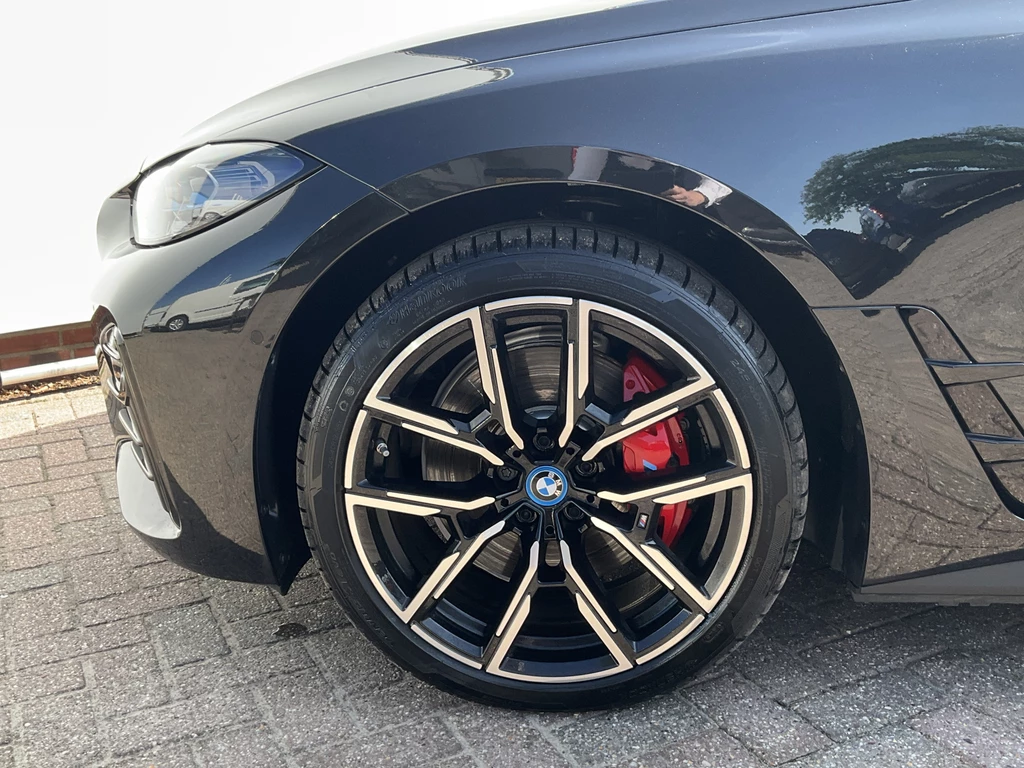 BMW i4 – foto 26