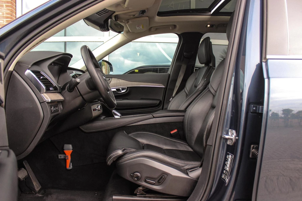 Volvo XC90 – foto 18