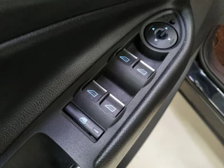 Ford Kuga – thumbnail 26