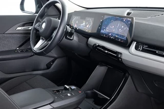 BMW iX2 – thumbnail 12