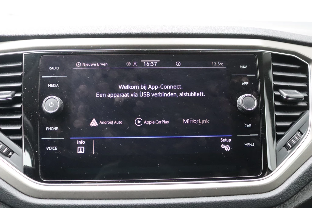 Volkswagen T-Roc – foto 21