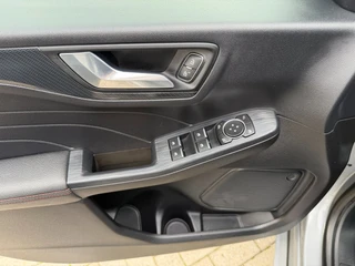 Ford Kuga – thumbnail 12