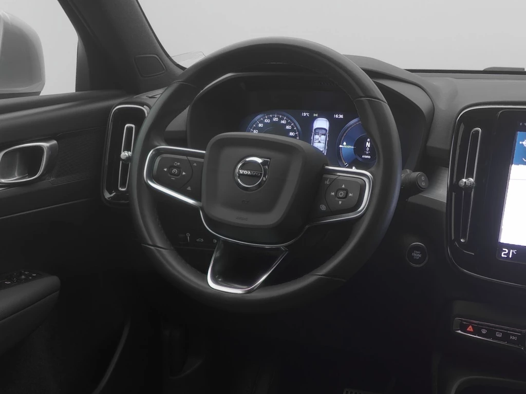 Volvo XC40 – foto 23