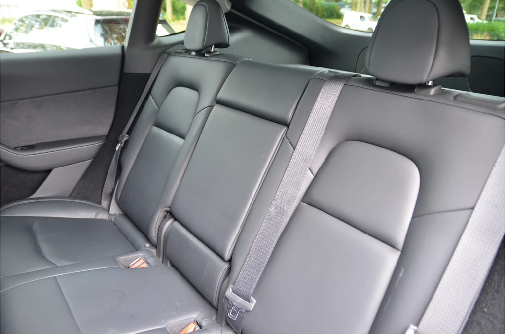 Tesla Model Y – foto 14