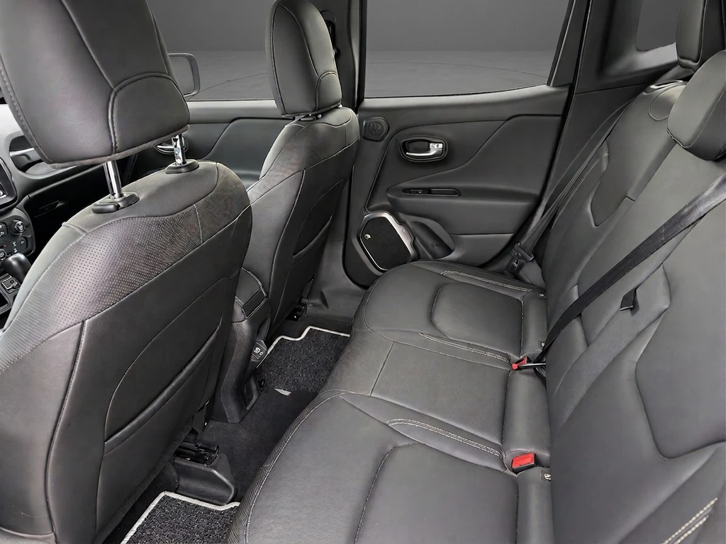 Jeep Renegade – foto 12
