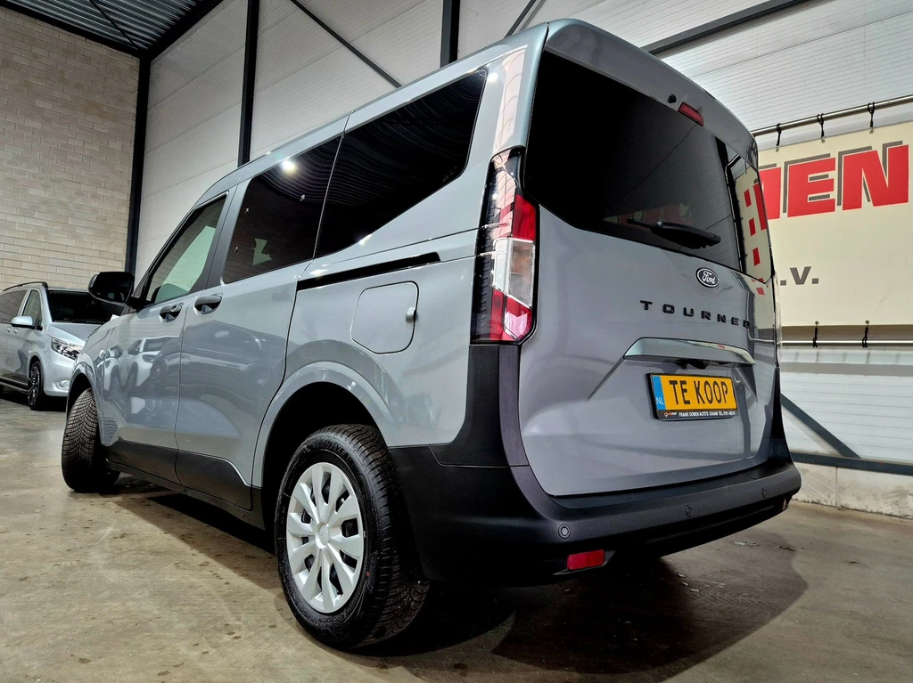 Ford Tourneo Courier – foto 6
