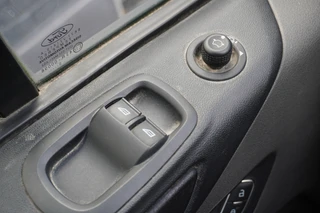 Ford Transit Custom – thumbnail 18