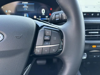 Ford Kuga – thumbnail 15