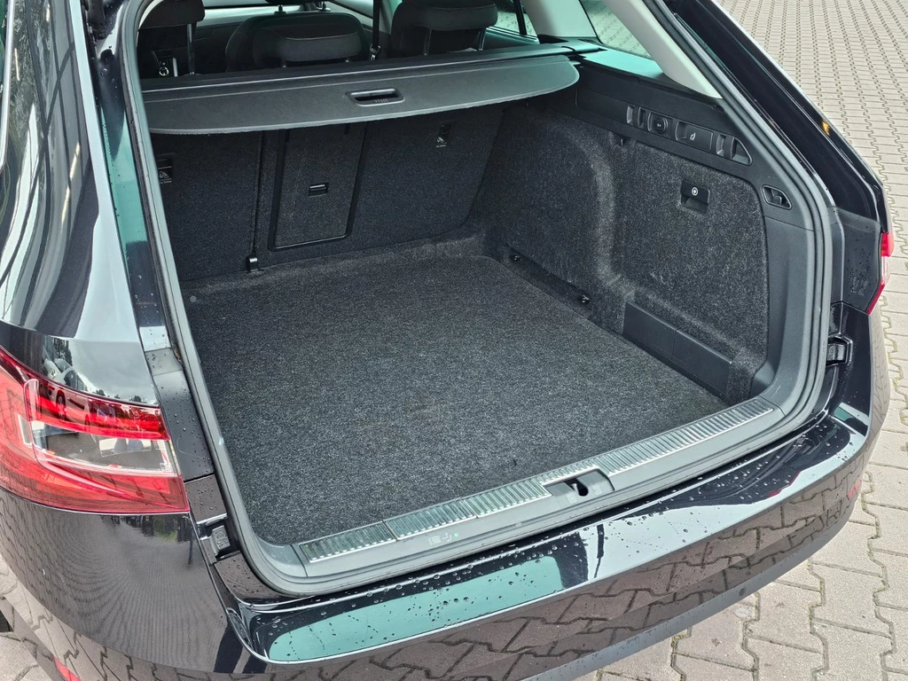 Škoda Superb – foto 18