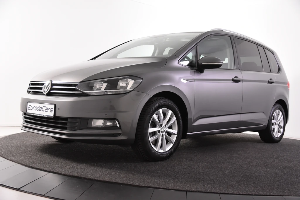 Volkswagen Touran – foto 4
