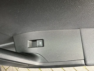 SEAT Arona – thumbnail 12