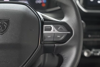 Peugeot 208 – thumbnail 38