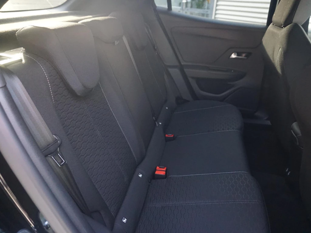 Opel Mokka-e – foto 32