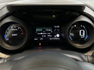 Toyota Yaris – thumbnail 8