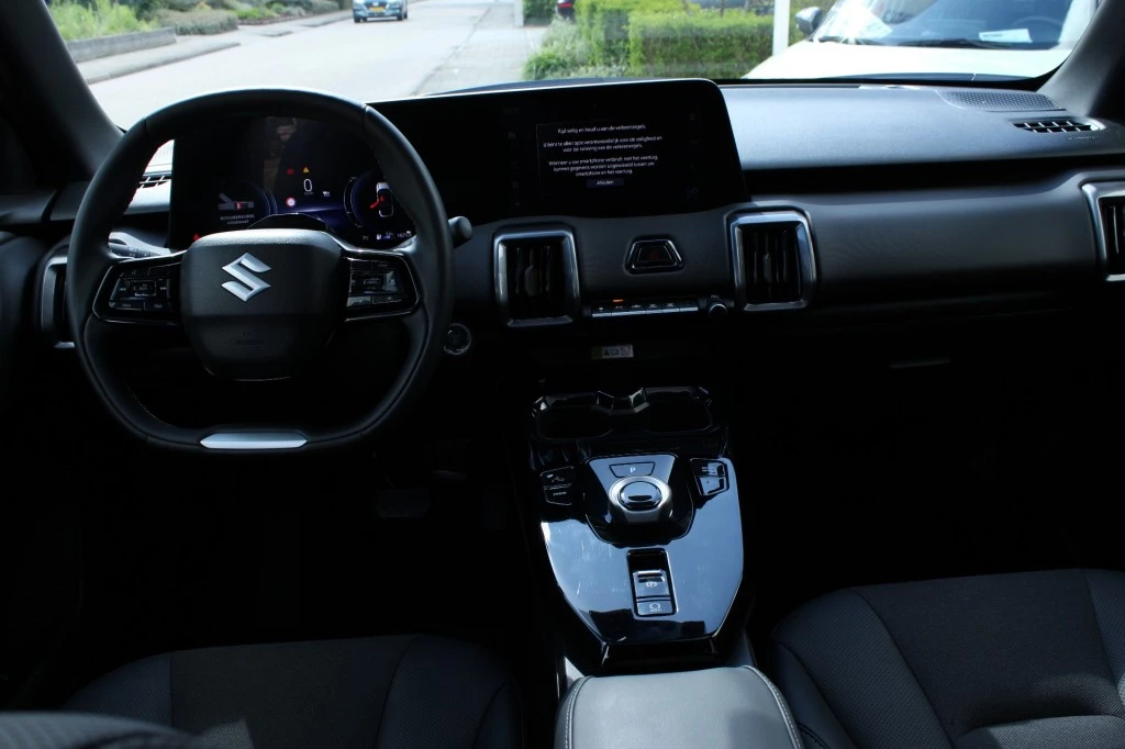 Suzuki e Vitara – foto 9