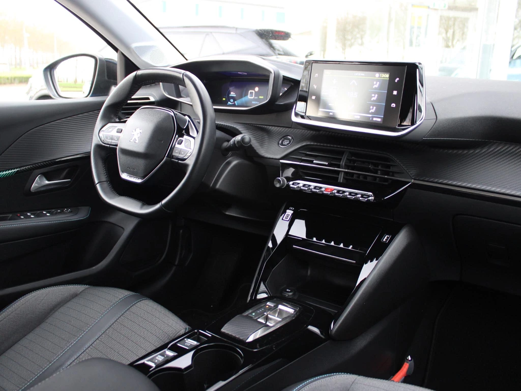 Peugeot e-208 – foto 9