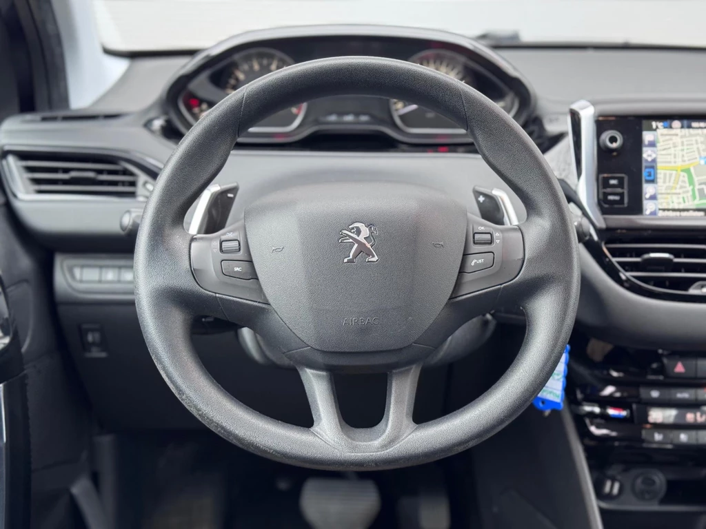 Peugeot 208 – foto 10