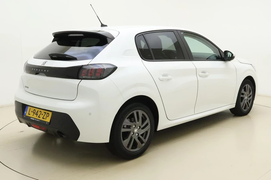Peugeot 208 – foto 6