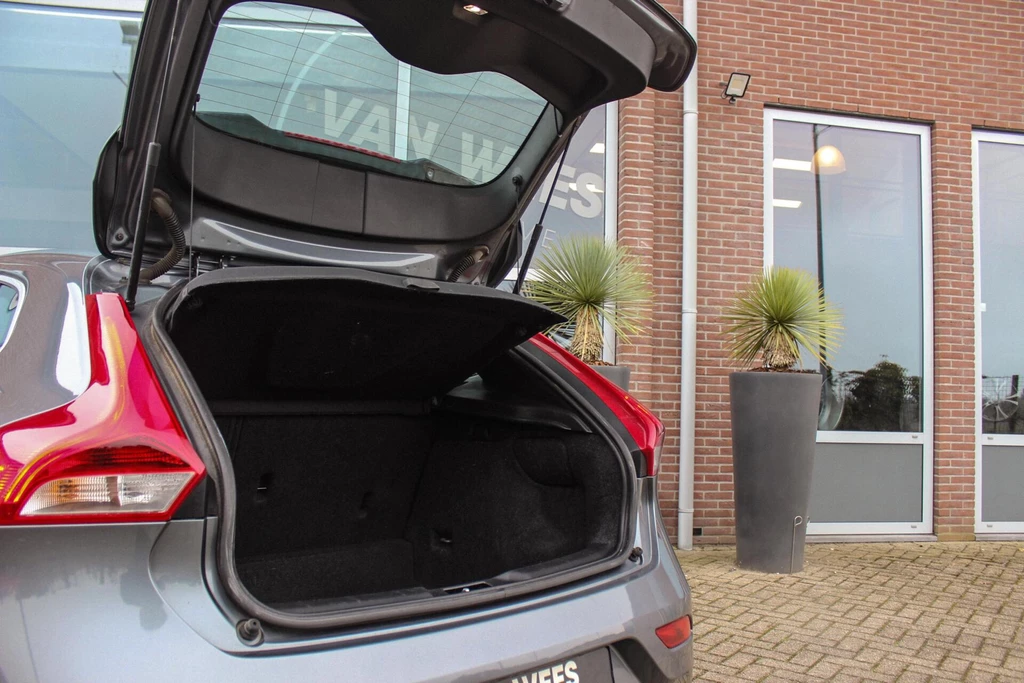 Volvo V40 – foto 36