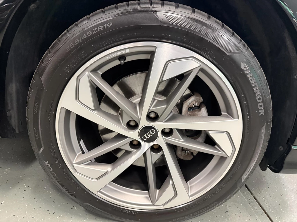 Audi Q3 – foto 11