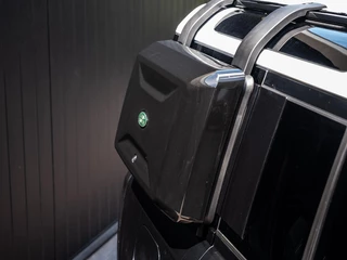 Land Rover Defender – thumbnail 56