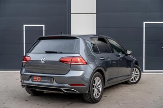 Volkswagen Golf – thumbnail 4