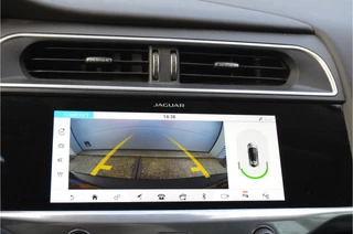 Jaguar I-PACE – thumbnail 18