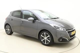 Peugeot 208 – thumbnail 8