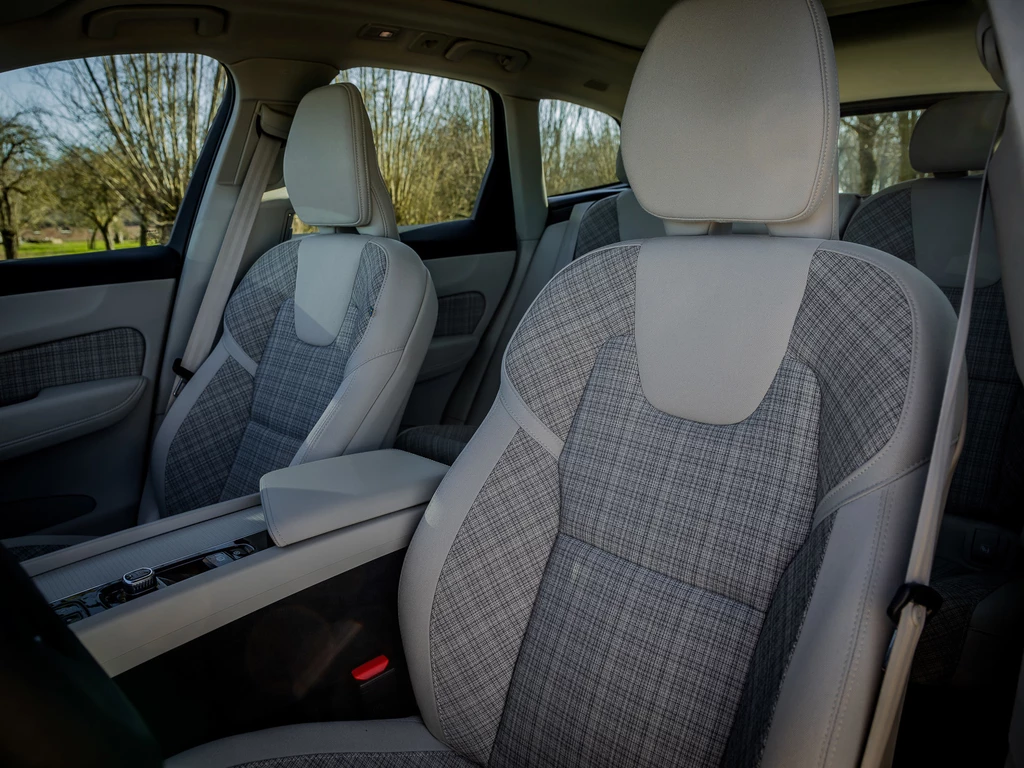 Volvo XC60 – foto 24