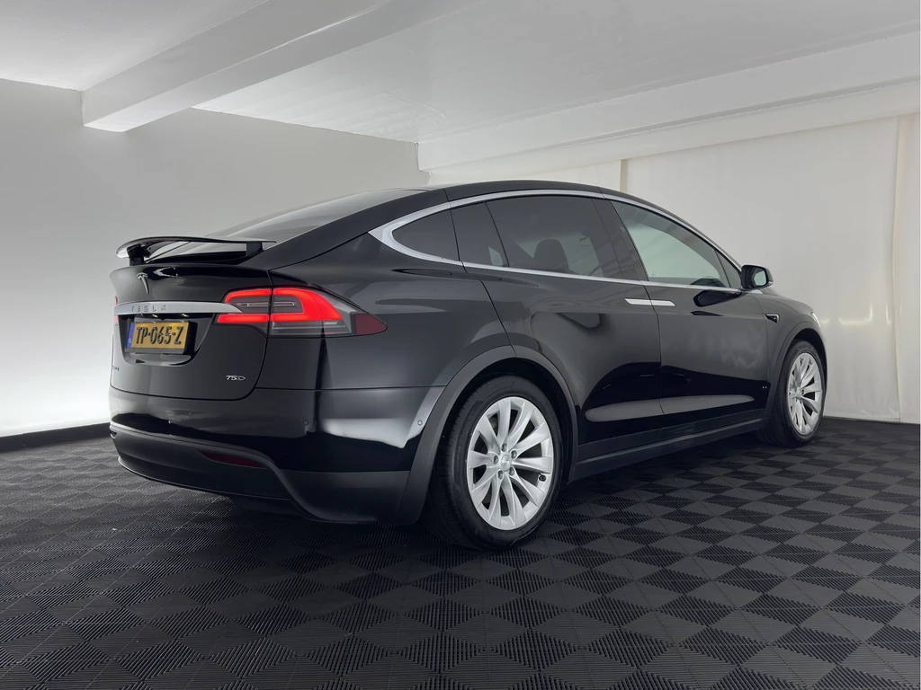 Tesla Model X – foto 5
