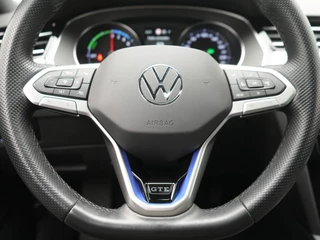 Volkswagen Passat – thumbnail 18