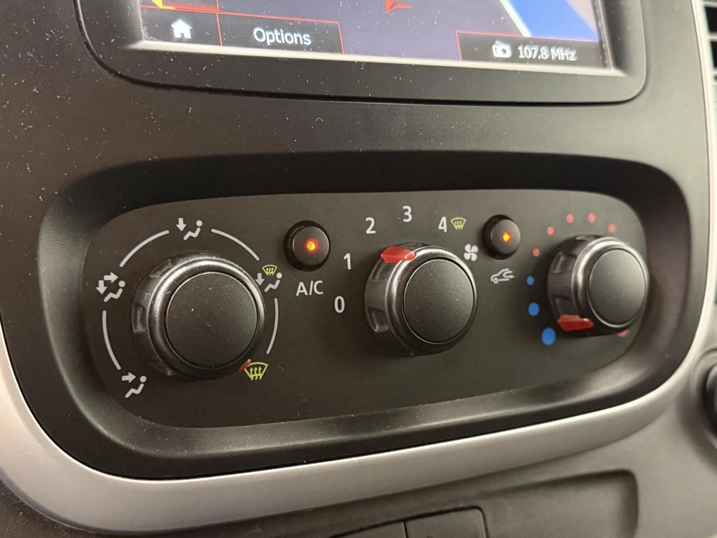 Renault Trafic – foto 29