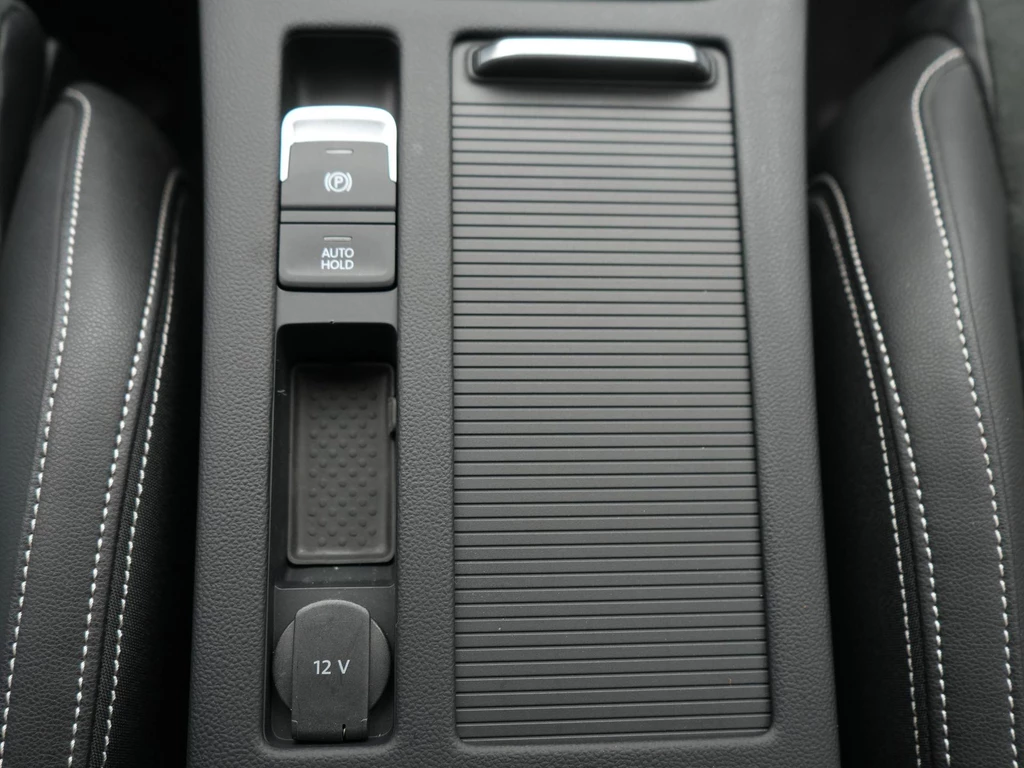 Volkswagen Passat – foto 31