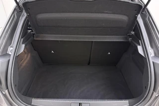 Peugeot 208 – thumbnail 10