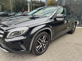 Mercedes-Benz GLA – thumbnail 2