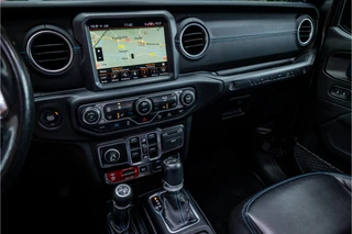 Jeep Wrangler – thumbnail 17