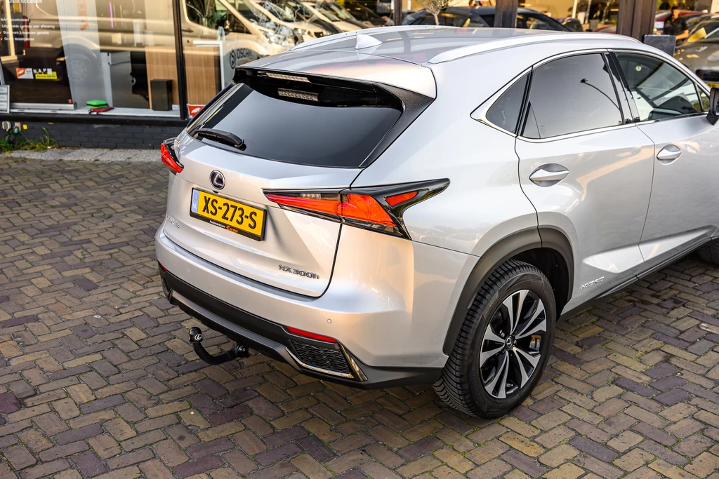Lexus NX – foto 5