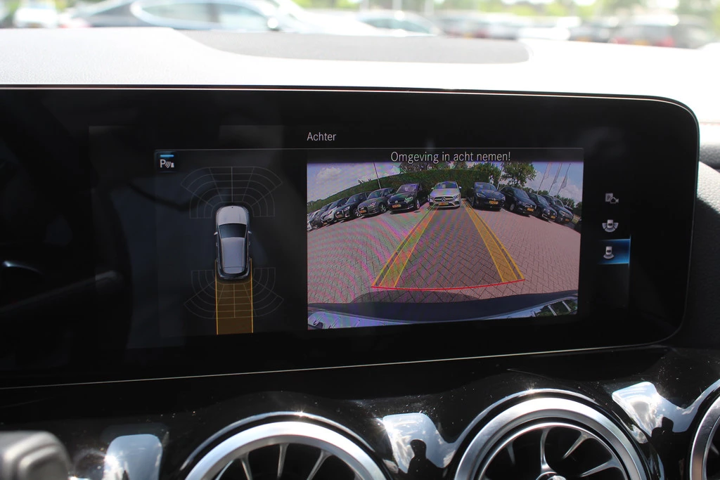 Mercedes-Benz EQA – foto 18