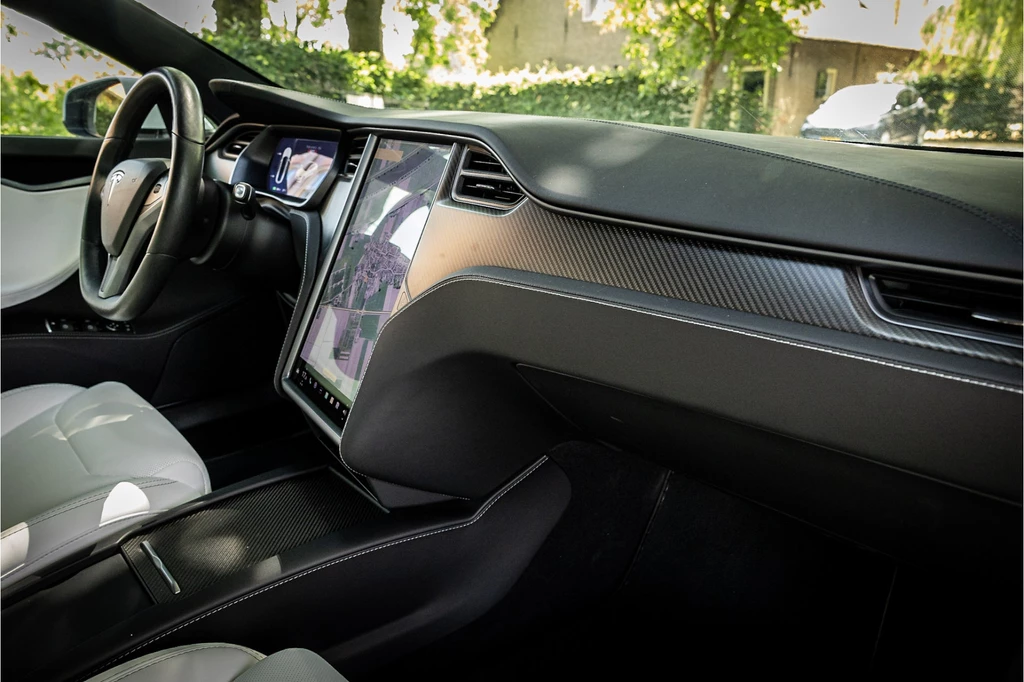 Tesla Model S – foto 18