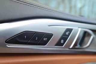 BMW 8 Serie – thumbnail 39