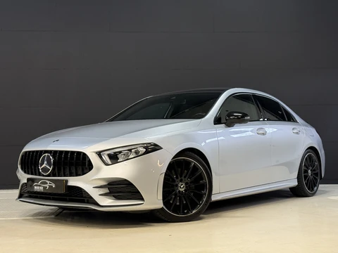 Mercedes-Benz A-Klasse 220 4MATIC Premium | Panoramadak | Sfeerverlichting | Camera