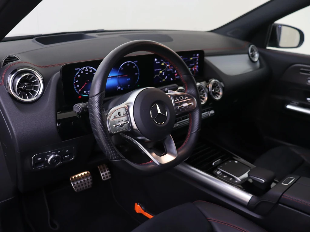 Mercedes-Benz EQA – foto 13