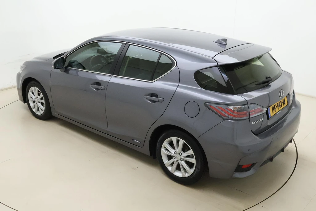 Lexus CT – foto 3