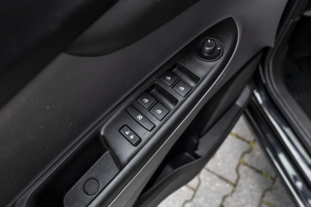 Opel KARL – foto 20