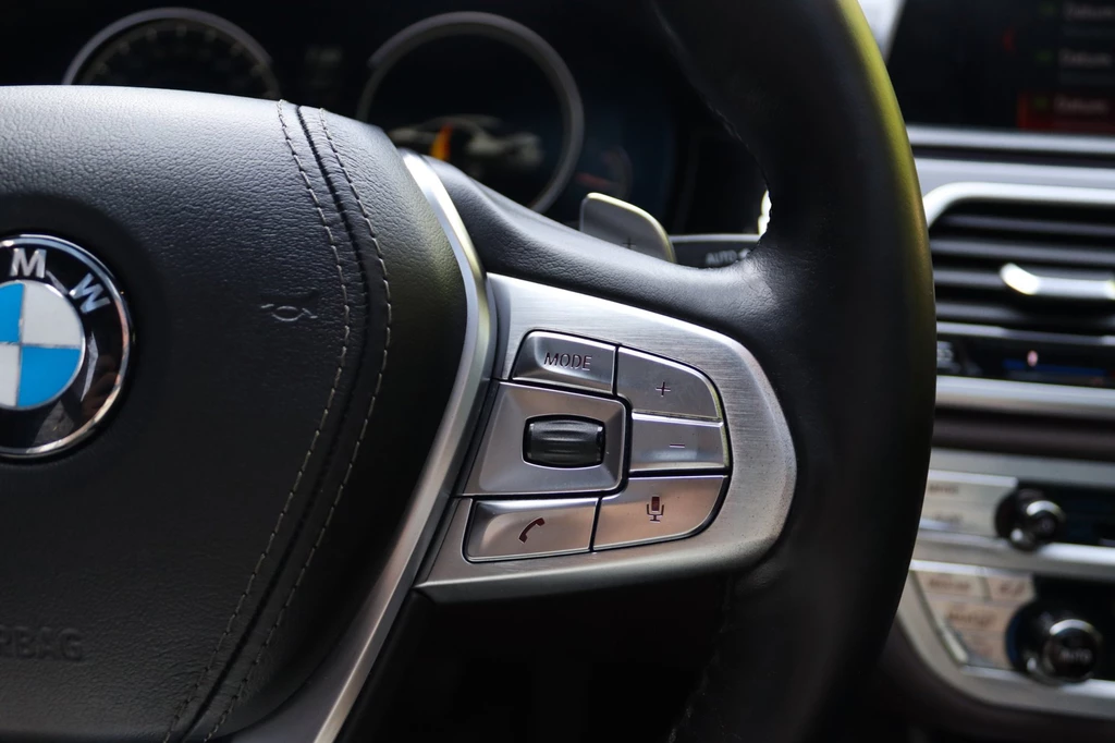 BMW 7 Serie – foto 32