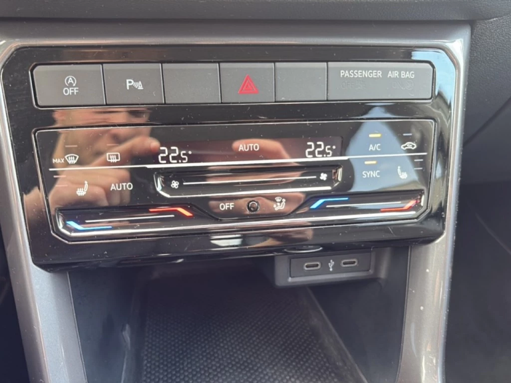 Volkswagen T-Cross – foto 18